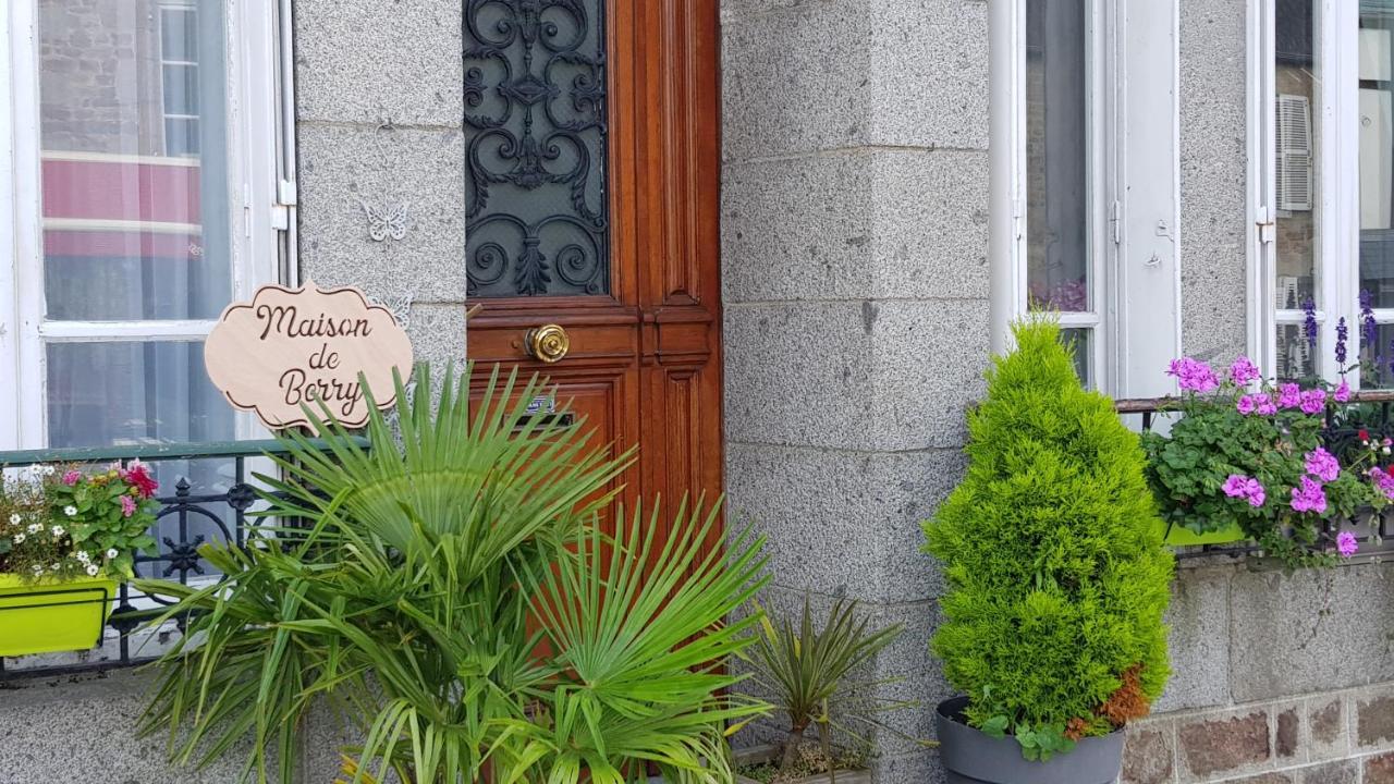 Maison De Berry Bed & Breakfast Villedieu-les-Poeles-Rouffigny Exterior photo